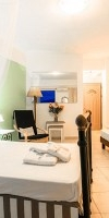 Mouria Studios & Apts
