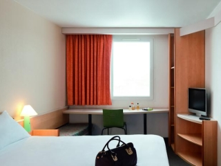 Hotel Ibis Milano Ca' Granda 