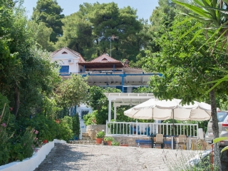 Despo -Troulos (Skiathos)