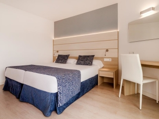TOMIR PORTALS SUITES