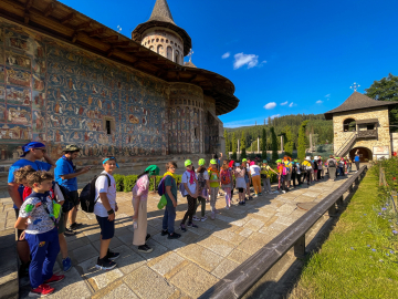 CUPRINȘI DE VRAJA BUCOVINEI  3 nopți/4 zile