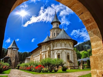 Bucovina taram de poveste si legende