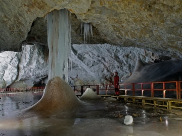 Lacul Belis Fantanele si Pestera Scarisoara