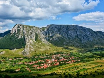 Lumea satului ardelean