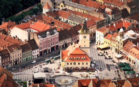 piata-sfatului-brasov-1519738713.jpg