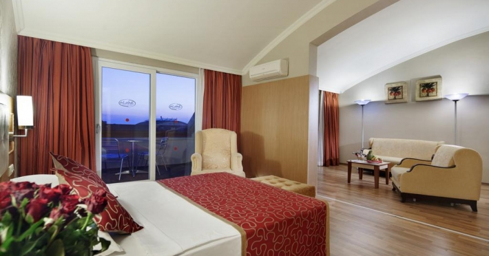 ALAIYE RESORT & SPA HOTEL